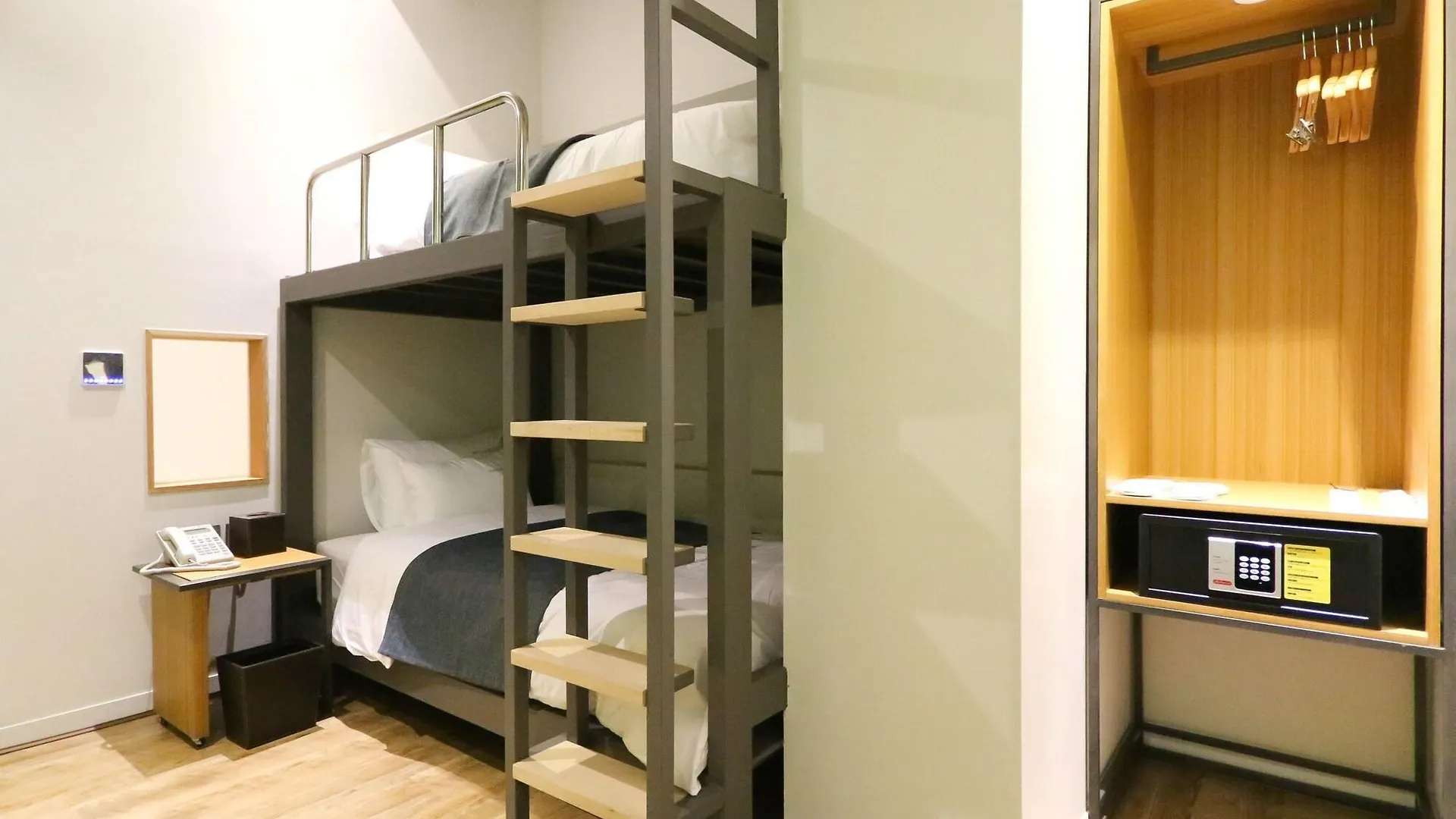 Best In City Hotel Busan 3*,